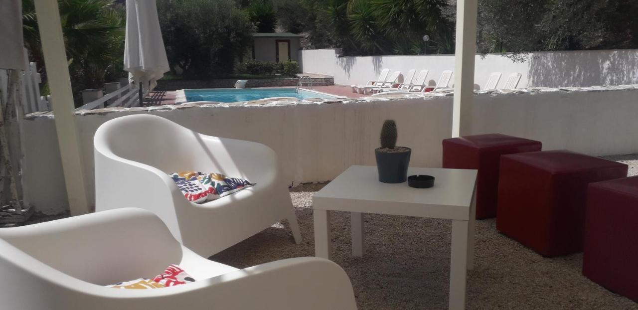 "San Placido Green House" Villa Con Piscina Castel di Iudica Bagian luar foto