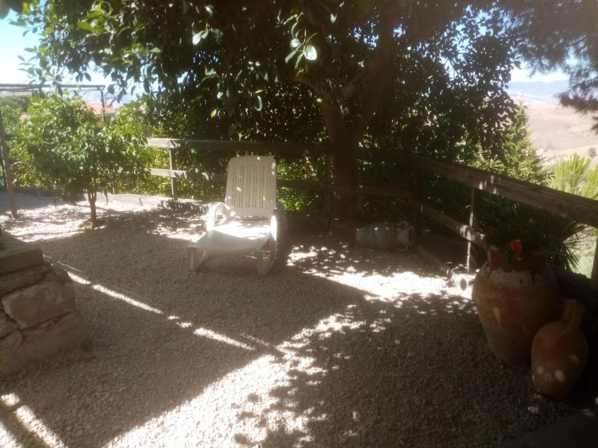 "San Placido Green House" Villa Con Piscina Castel di Iudica Bagian luar foto